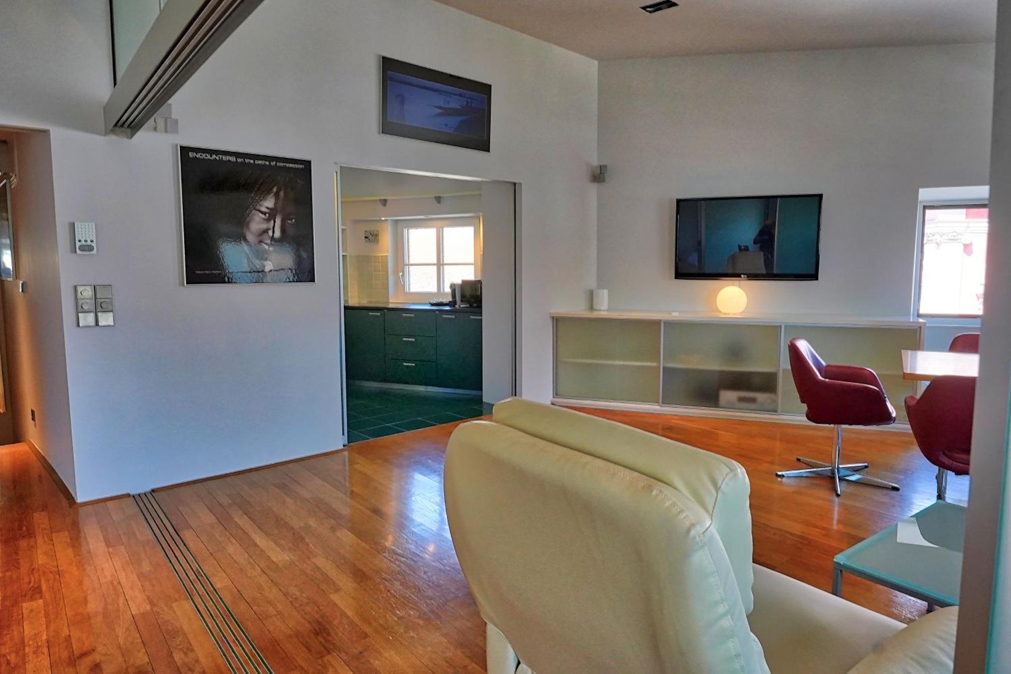 Poet Apartment Ljubljana Exteriör bild